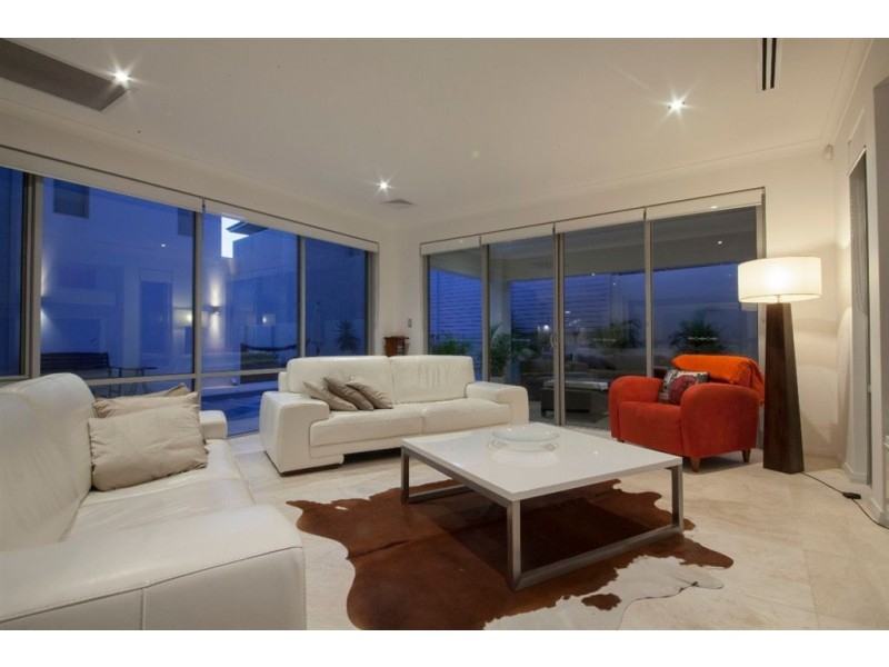 30 Newark Turn, North Coogee WA 6163