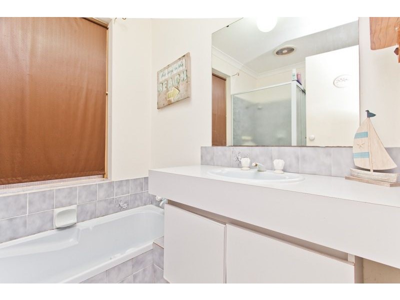 14 Wedgetail Court, Brookdale WA 6112