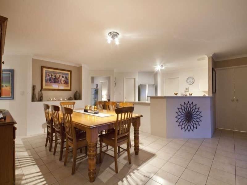 30 Montgomery Drive, Success WA 6164