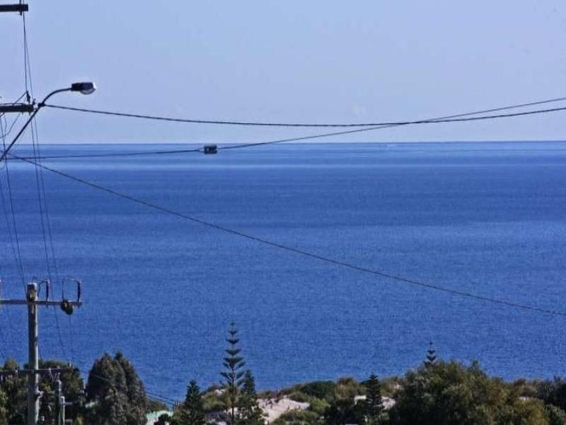 15 King Street, Coogee WA 6166