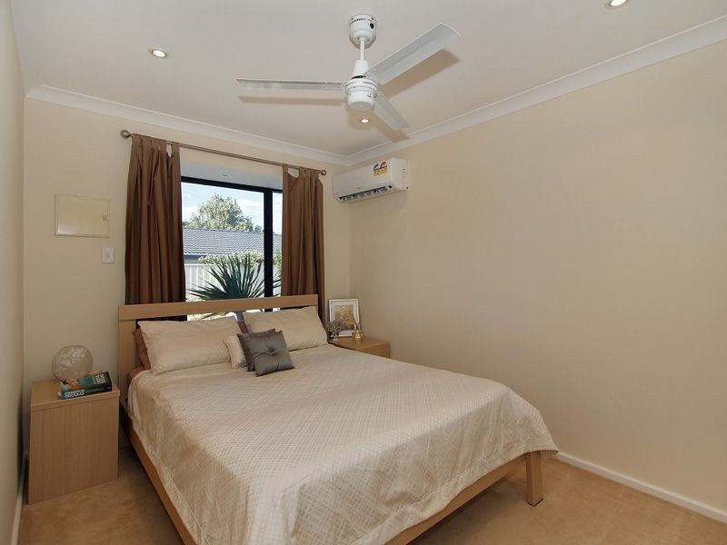 2/2 Lear Place, Coolbellup WA 6163