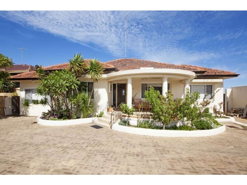 1/415 Rockingham Road, Spearwood WA 6163