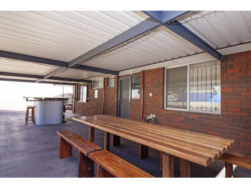 106 Phoenix Road, Hamilton Hill WA 6163