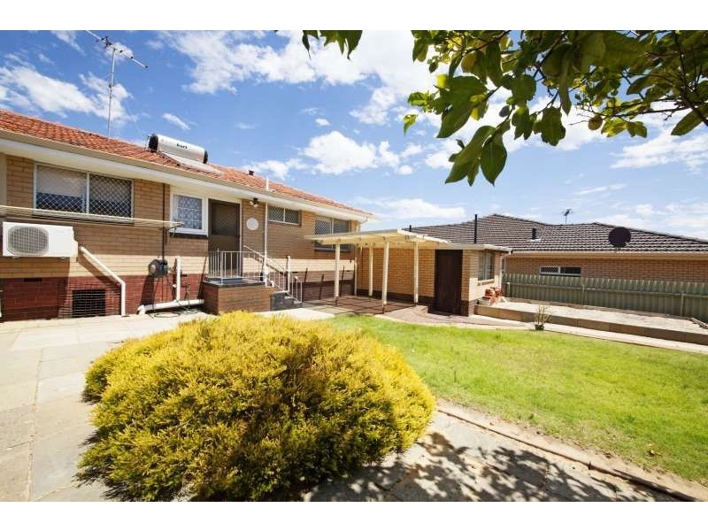 30A Dodd Street, Hamilton Hill WA 6163