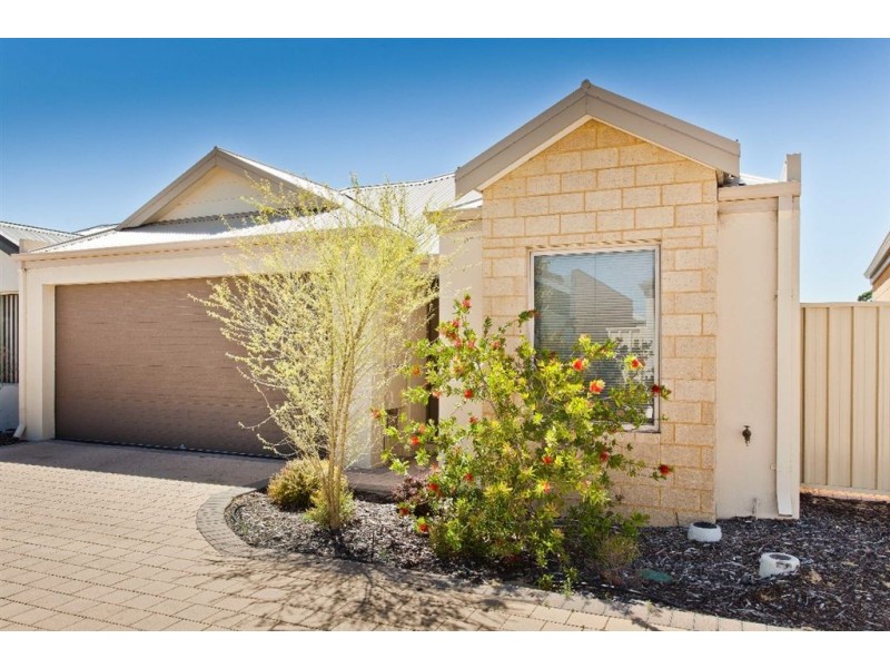 4/25 Peppermint Gardens, Aubin Grove WA 6164