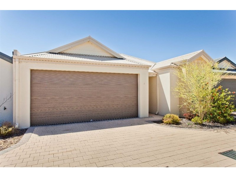 4/25 Peppermint Gardens, Aubin Grove WA 6164