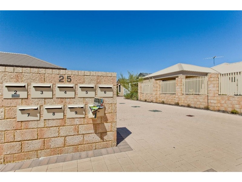 4/25 Peppermint Gardens, Aubin Grove WA 6164