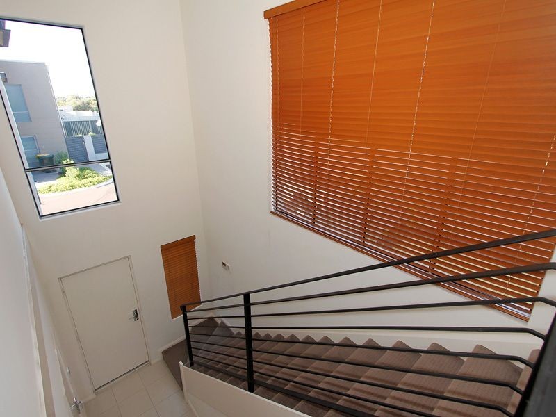 1/71 Baler Court, Hammond Park WA 6164