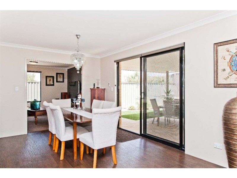 3 Yellowwood Avenue, Piara Waters WA 6112