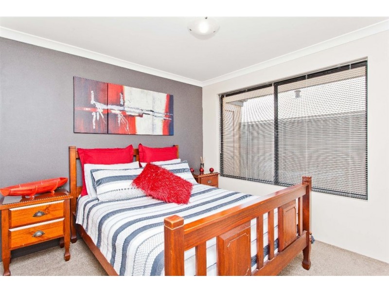 3 Yellowwood Avenue, Piara Waters WA 6112