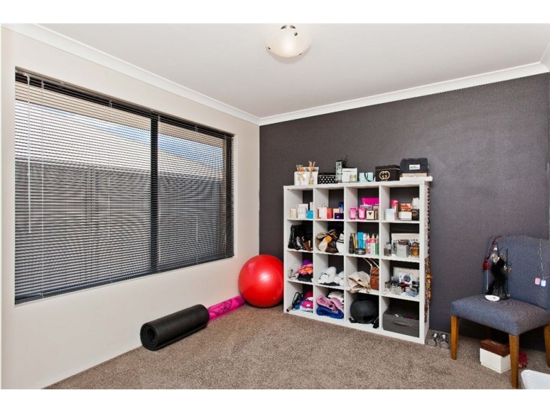 3 Yellowwood Avenue, Piara Waters WA 6112