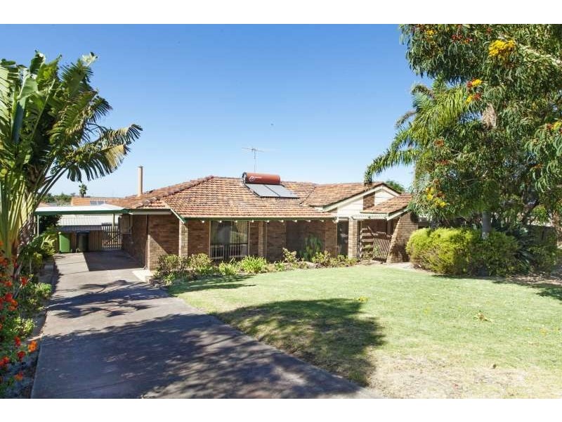 14 Chesterton Street, Spearwood WA 6163