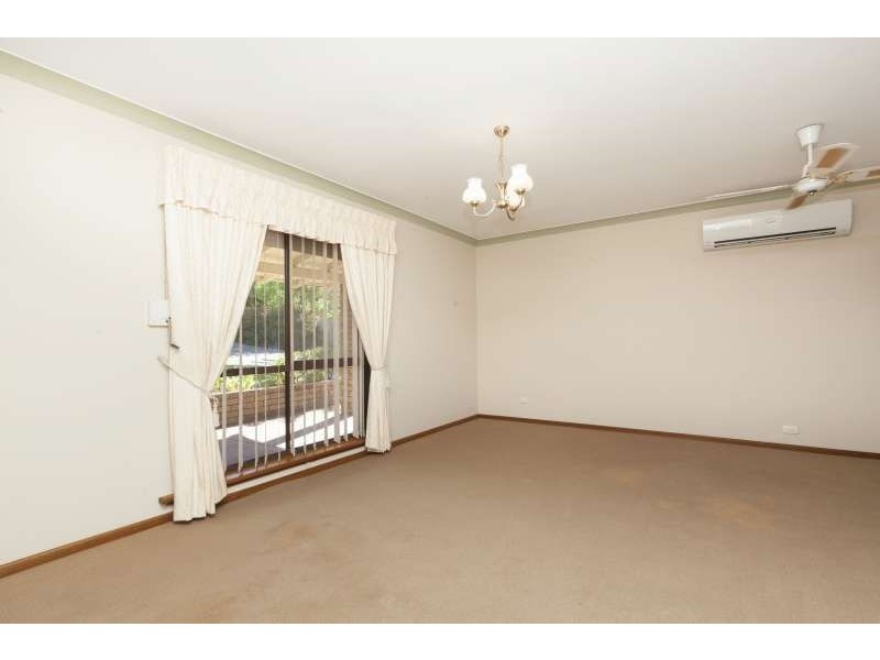 14 Chesterton Street, Spearwood WA 6163