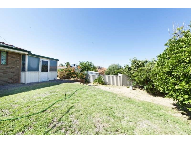 14 Chesterton Street, Spearwood WA 6163