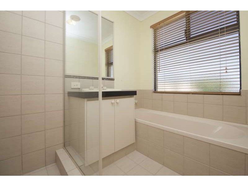 11/89 Forrest Road, Hamilton Hill WA 6163