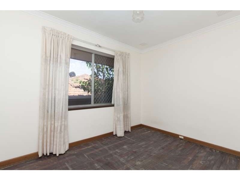 B/8 Glendower Way, Spearwood WA 6163