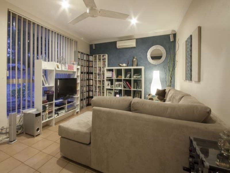 21 Hefron Way, Parmelia WA 6167