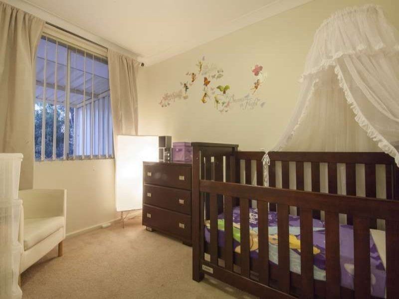 21 Hefron Way, Parmelia WA 6167