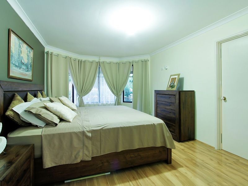 4 Hindmarsh Way, Success WA 6164