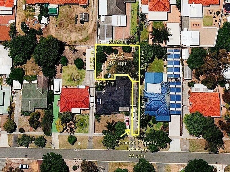 12a Tonkin Road, Hilton WA 6163