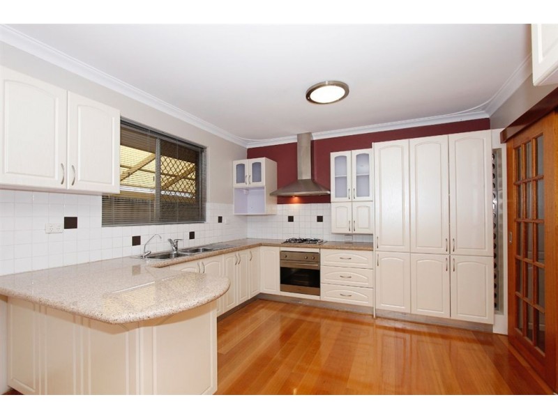 9 Bardolph Road, Spearwood WA 6163