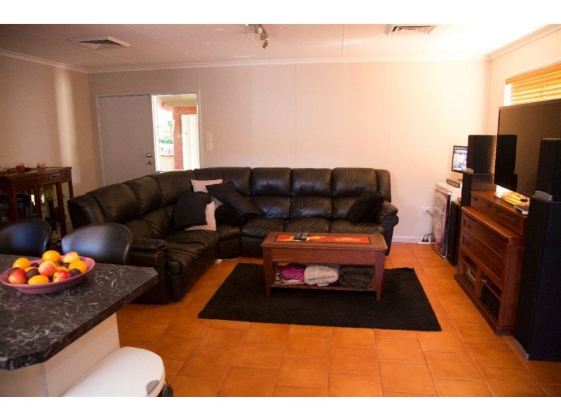 6 Carney Street, Newman WA 6753