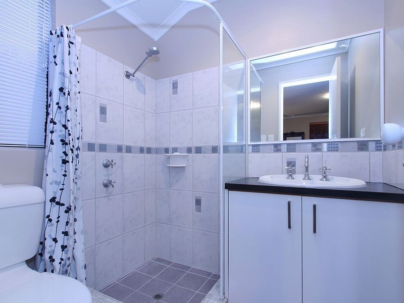 13 Richmond Entrance, Success WA 6164