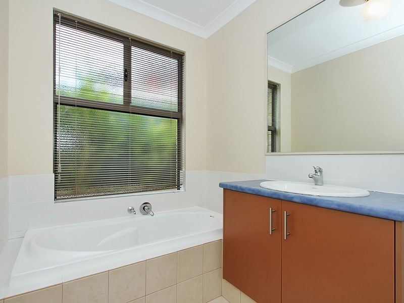 12a Collick Street, Hilton WA 6163