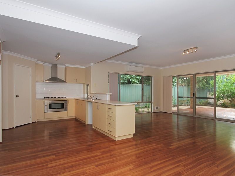 12a Collick Street, Hilton WA 6163