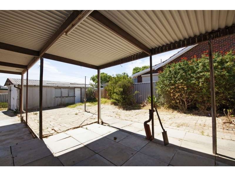 14 England Street, Hamilton Hill WA 6163