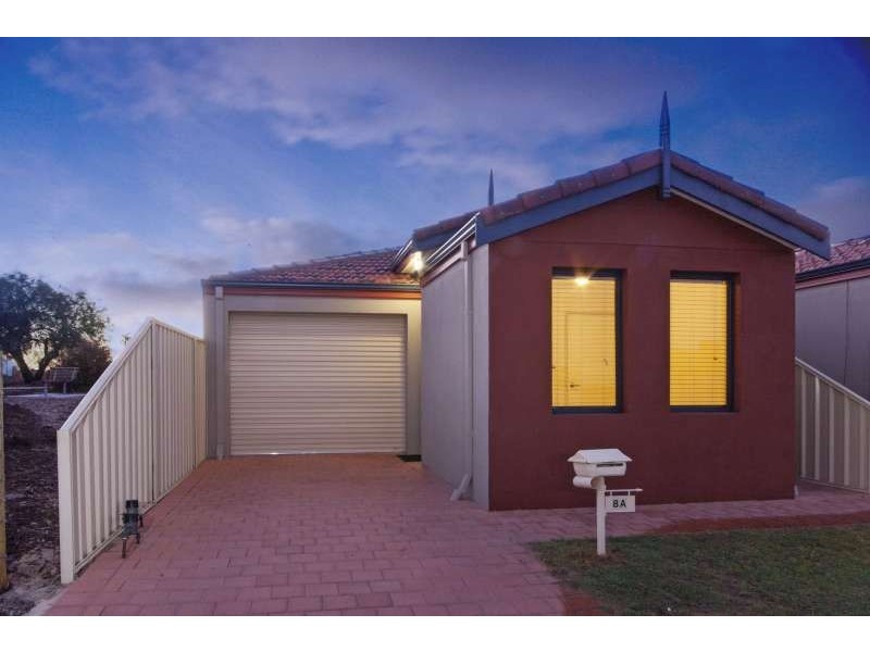 8a Salina Way, Yangebup WA 6164