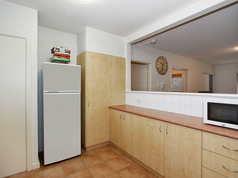 20/15 Friar John Way, Coolbellup WA 6163