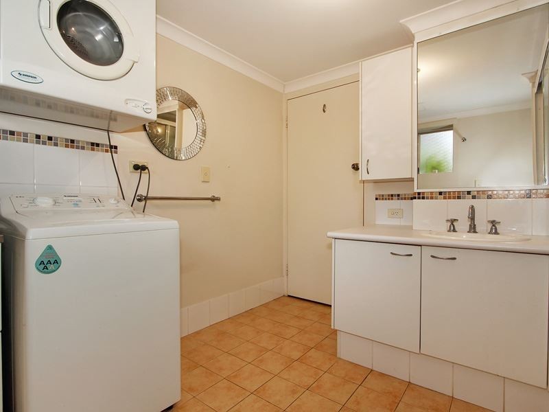 20/15 Friar John Way, Coolbellup WA 6163