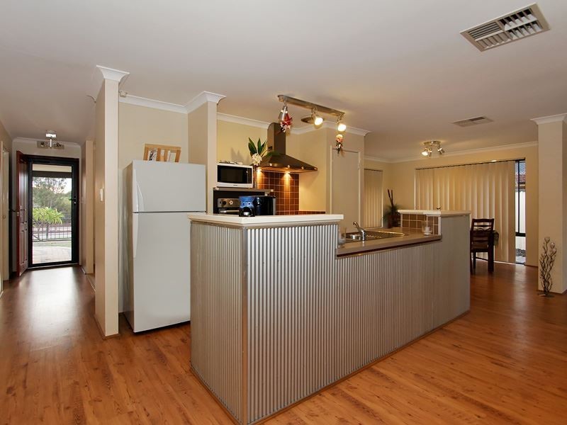 201 Wentworth Parade, Success WA 6164