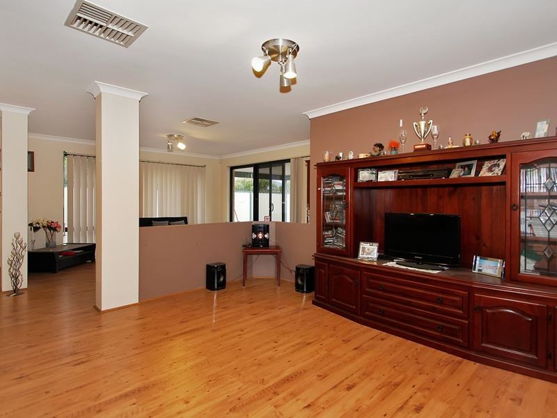 201 Wentworth Parade, Success WA 6164