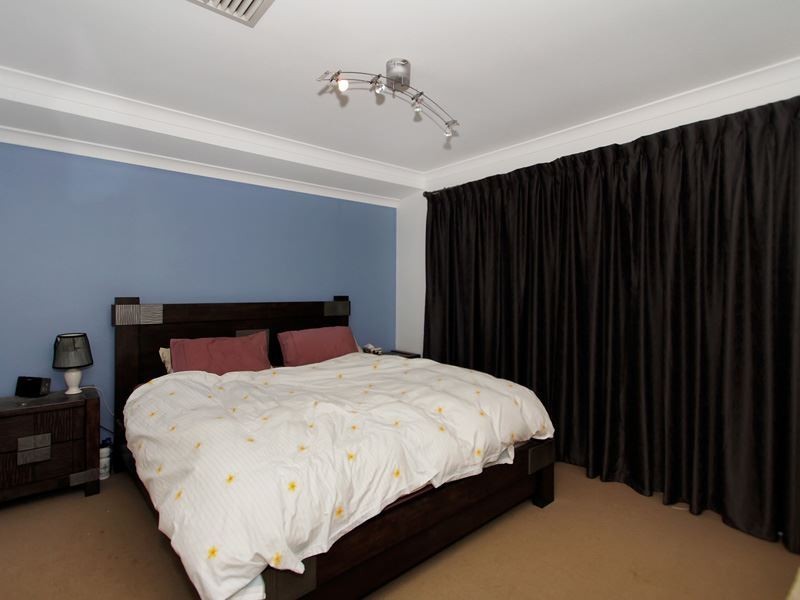 201 Wentworth Parade, Success WA 6164