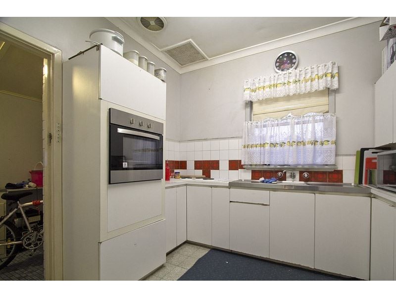 9 Harlow Road, Calista WA 6167