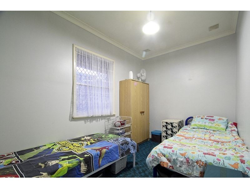 9 Harlow Road, Calista WA 6167