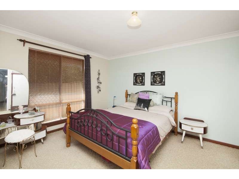 18 Strode Avenue, Hamilton Hill WA 6163