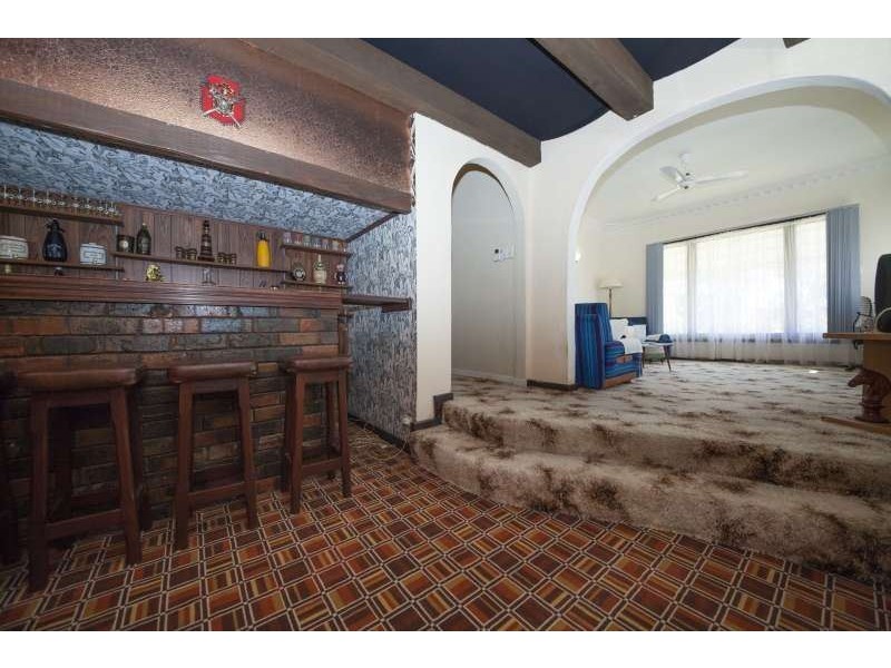 18 Strode Avenue, Hamilton Hill WA 6163