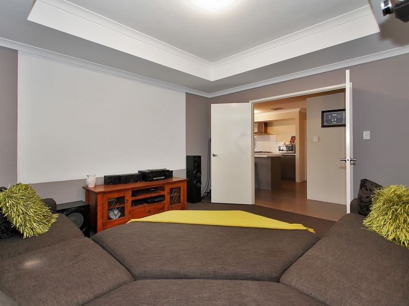 42 Sunstone Drive, Wellard WA 6170