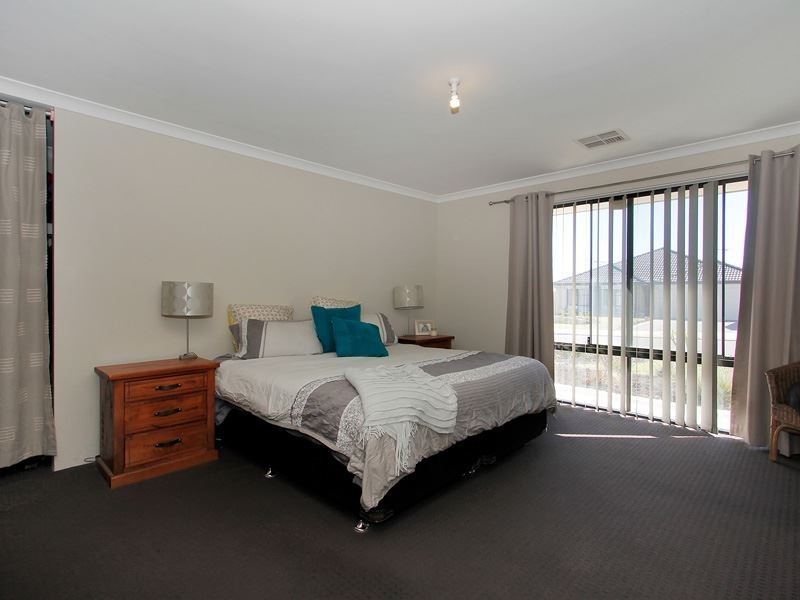 42 Sunstone Drive, Wellard WA 6170