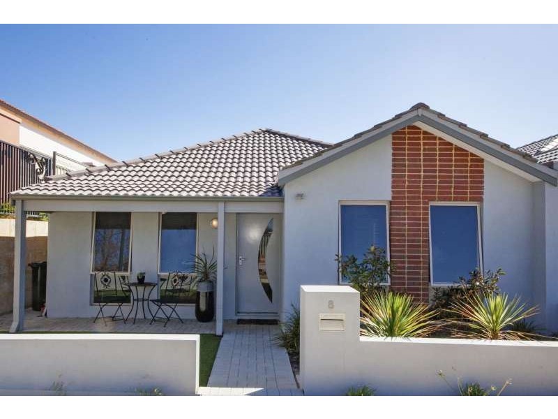 8/1 Humboldt Entrance, Aubin Grove WA 6164