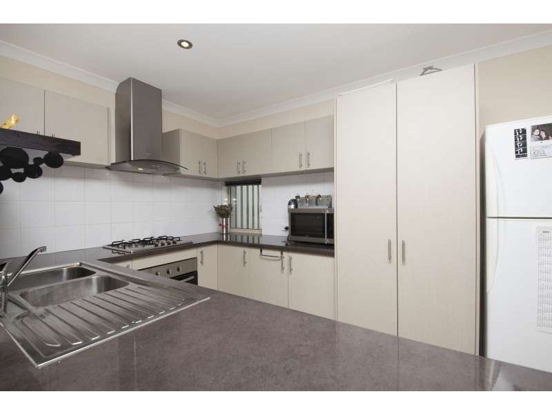 8/1 Humboldt Entrance, Aubin Grove WA 6164