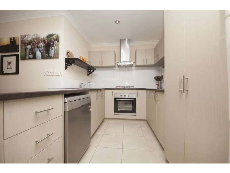 8/1 Humboldt Entrance, Aubin Grove WA 6164