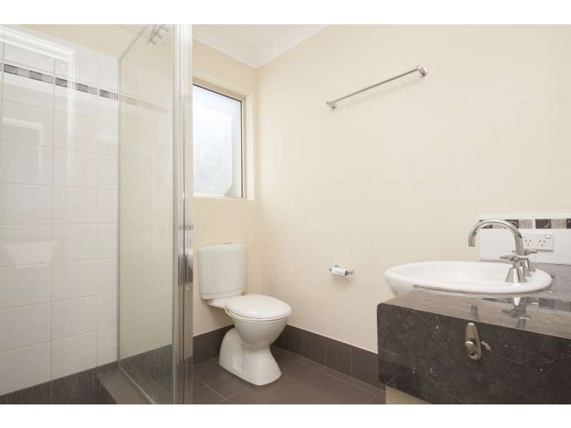 8/1 Humboldt Entrance, Aubin Grove WA 6164