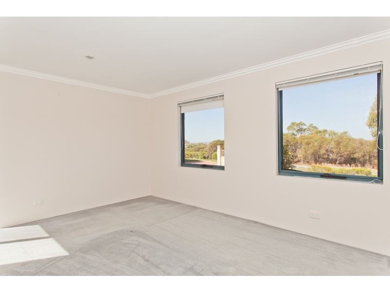 11 Colpoys Place, Coogee WA 6166