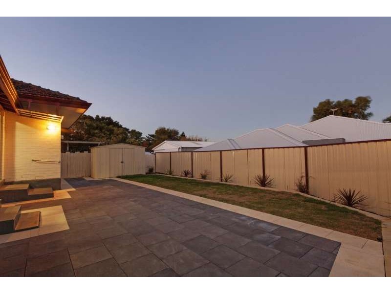 44 Helen Street, Hamilton Hill WA 6163