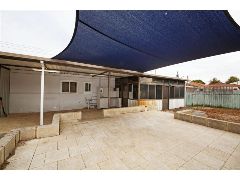 62 North Lake Road, Myaree WA 6154