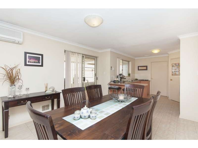 1/1 Azolla Court, Coogee WA 6166